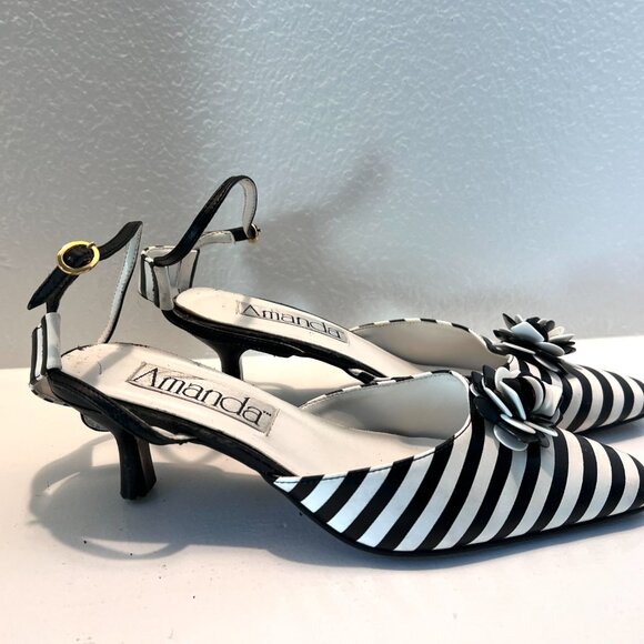 90's Funky Striped Pumps - Heels - Black & White - Size 9 - Picture 3 of 13